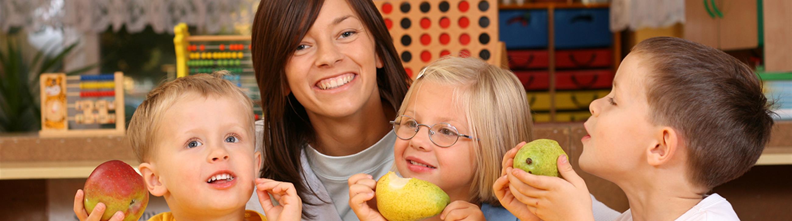 Ein verantwortungsvoller und bereichernder Job mit Kindern - Geprüfter Kindergartenhelfer - Ausbildung